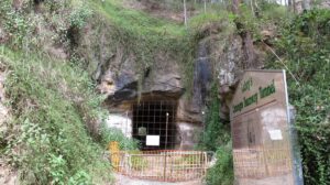 Entrance to tunnel has been blocked off (2011)