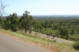 The Zig Zag offers views over the Perth metropolitan area. On clear days it is possible to see the Indian Ocean.