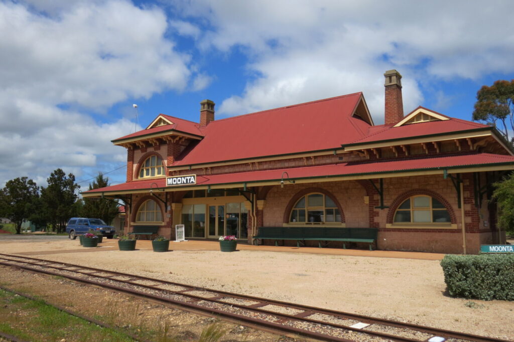Copper Coast Rail Trail (SA) extended from Wallaroo to Moonta