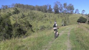 Riding up the range from Linville to Benarkin [Bruce Glover, 2013]