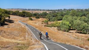 Descending to the Onkaparinga River at Noarlunga [2024]